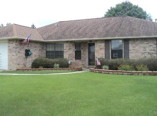 2708 Southern Oaks Dr, Cantonment, FL 32533