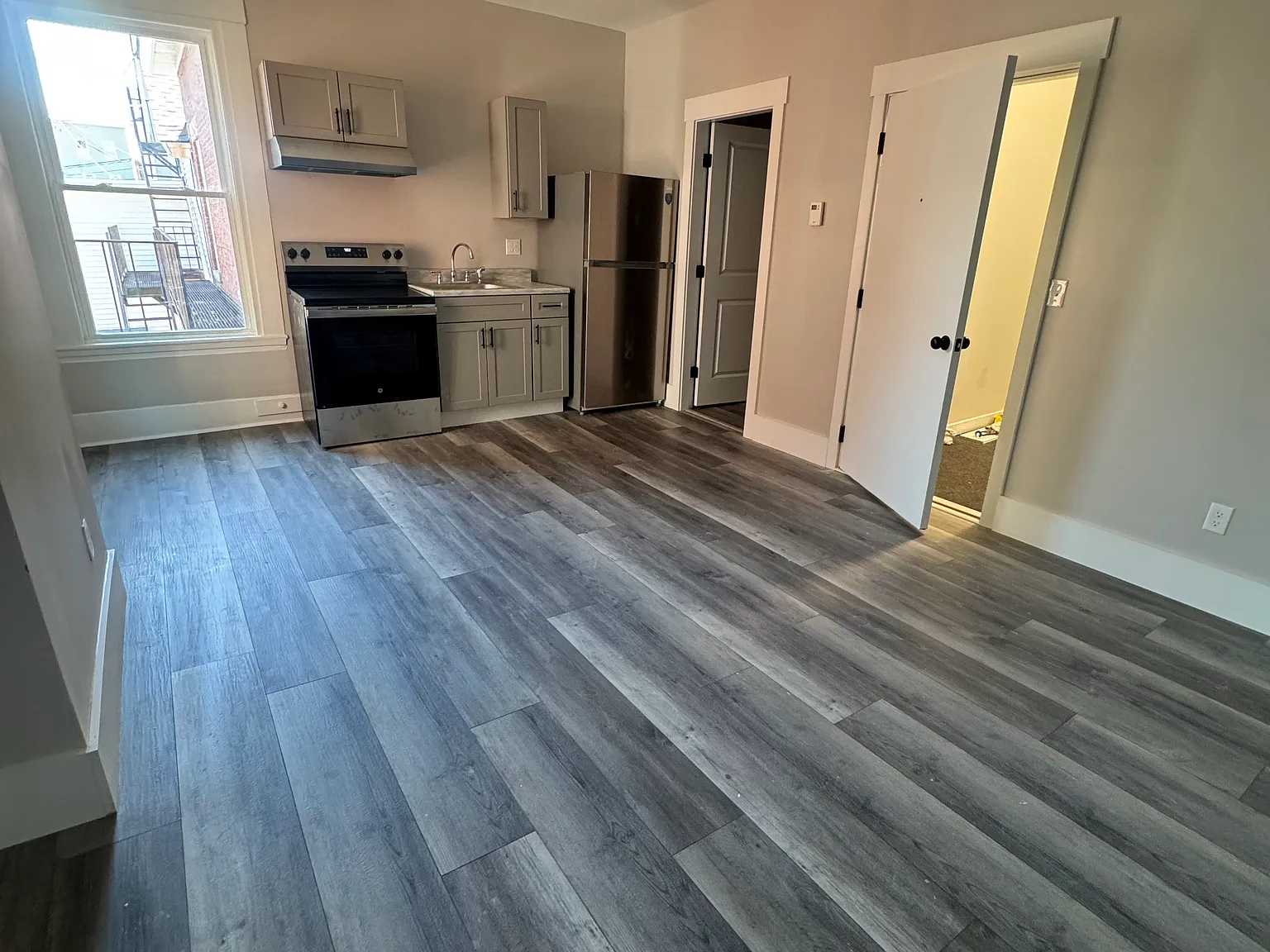 1 bed, $1,350 — Photo 2