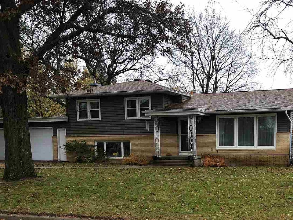 1st image of 927 Harlington Pl
