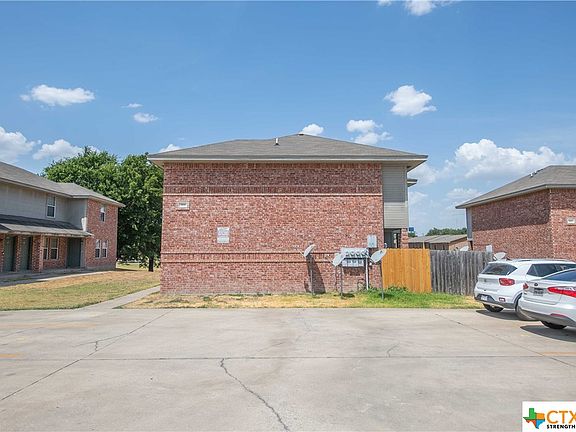 5th image of 306 Creek St