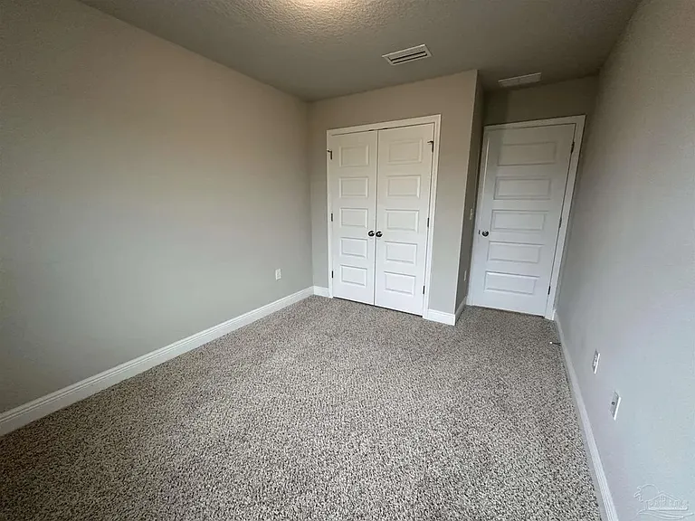 308 S F St — Photo 12