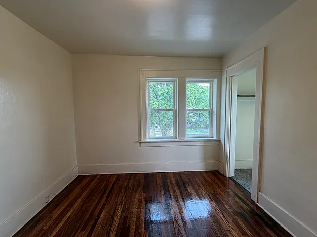 626 E Dayton St — Photo 8