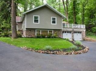 248 Johnston Dr, Watchung, NJ 07069