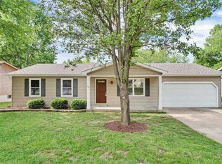 44 Forest Ln, O'Fallon, MO 63366