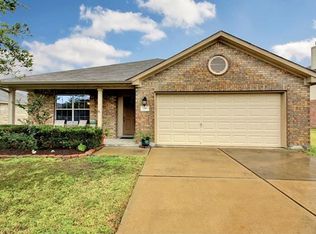 219 Hanstrom Dr, Hutto, TX 78634