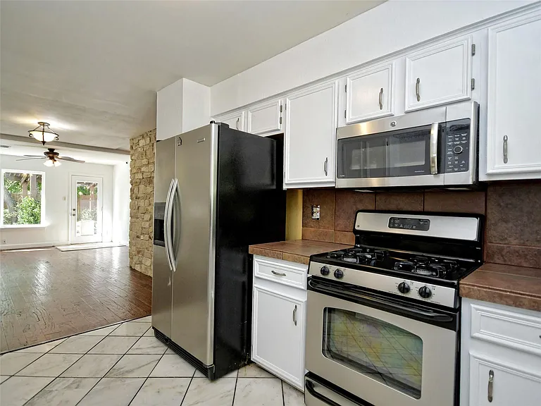12812 Esplanade St — Photo 14