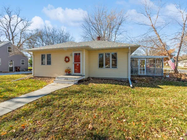 929 Lafayette Ave, Story City, IA 50248