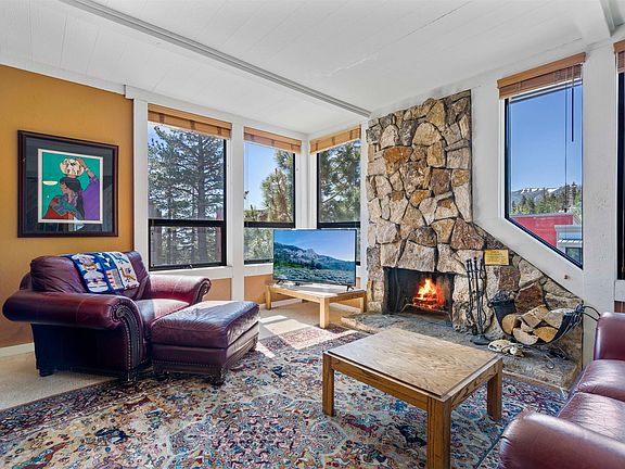 2nd image of 826 Lakeview Blvd #584
