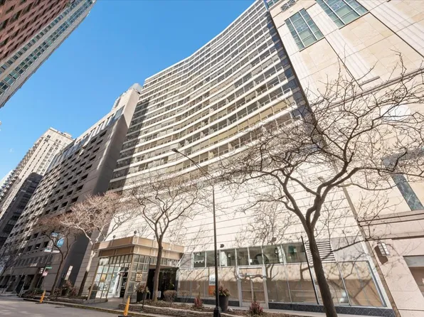 110 E Delaware Pl APT 1803, Chicago, IL 60611