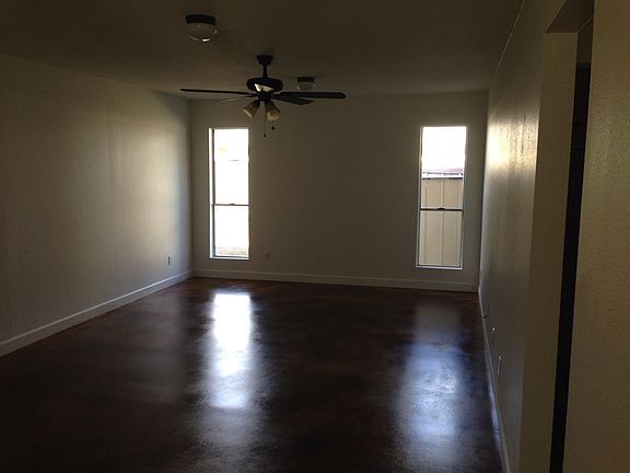 2nd image of 1458 E Forge Ave