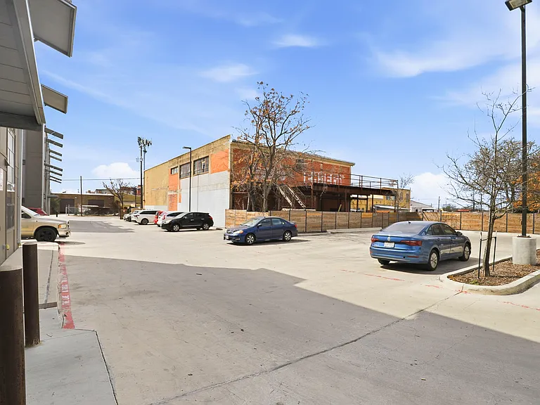 711 S Frio St #1203 — Photo 25