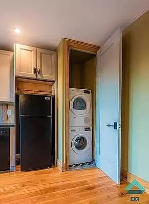 Rented by EXR | media 3