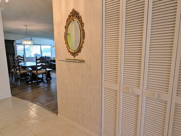 1624 Layton Ct — Photo 3
