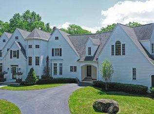 22 Rhodes St, Plainville, MA 02762