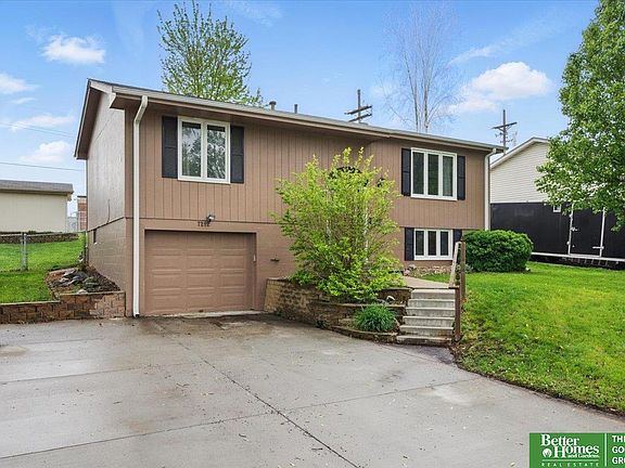 2nd image of 7212 S 78th St