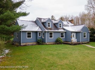 10395 Stoll Rd, Haslett, MI 48840