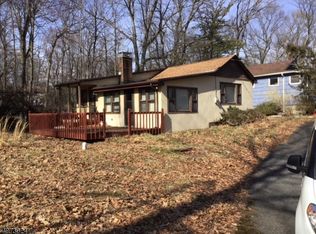 6 Wildwood Ter, Denville, NJ 07834