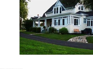 45 Fort Hill St, Fort Fairfield, ME 04742