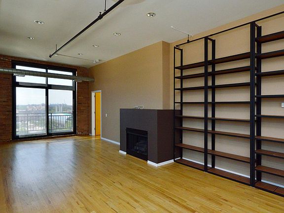 5th image of 2024 S Wabash Ave APT 701
