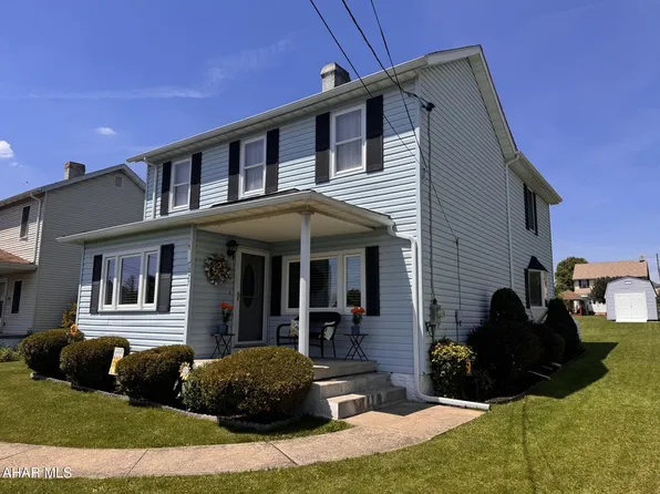 127 Harding Ave, Revloc, PA 15948