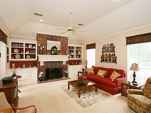3rd image of 14142 Glen Canon Ln