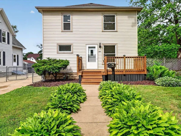625 Yuba St, Janesville, WI 53545