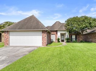 33903 Renee Ave, Denham Springs, LA 70706