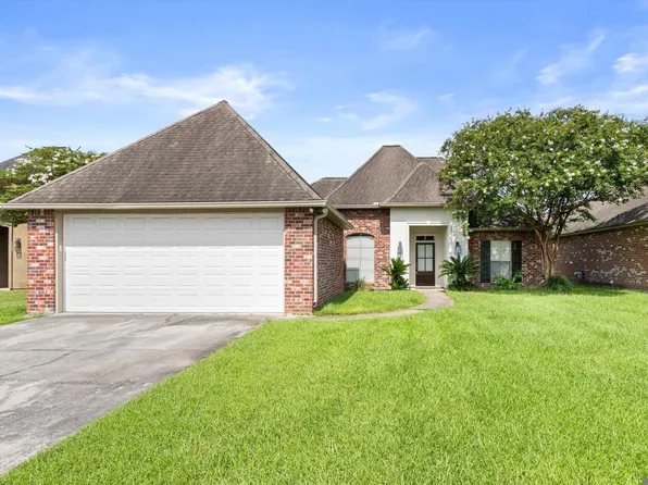 33903 Renee Ave, Denham Springs, LA 70706