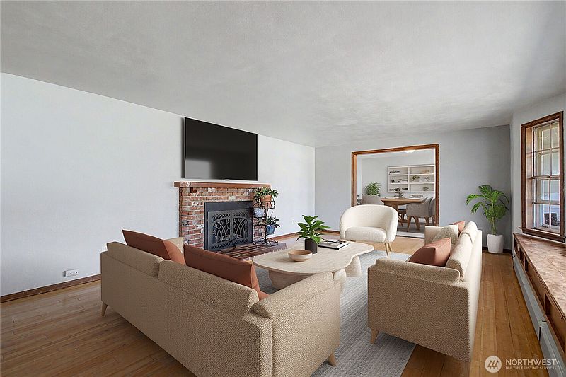 5th image of 11632 Crockett Street SW