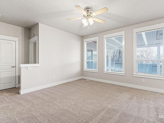 5th image of 2949 E Pine Hollow Ln