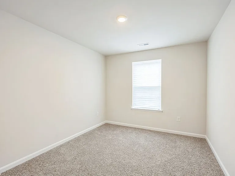 322 Forest Edge Ave — Photo 13