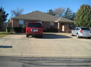 1636 Enloe Ct, Bryan, TX 77802