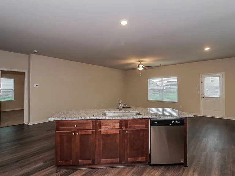 108 Innis Brook Cir — Photo 6