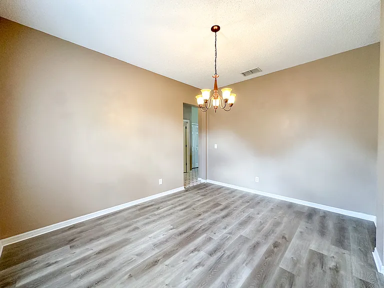 2776 Cabernet Cir — Photo 11