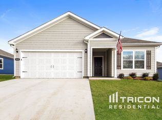 2923 Beeswax St, Columbia, TN 38401