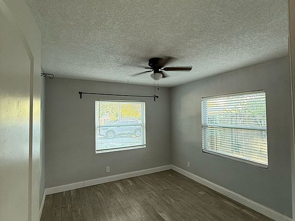 4th image of 1306 E 27th Ave