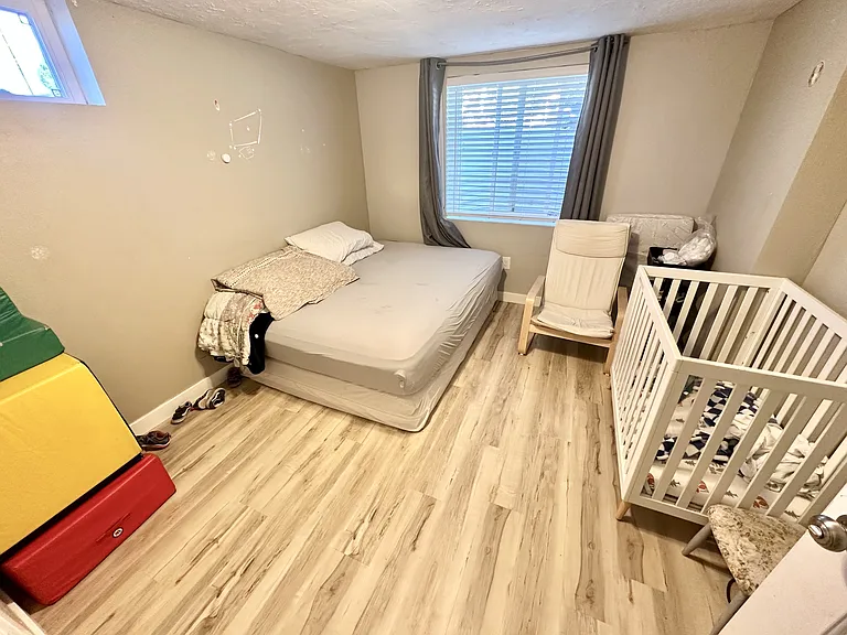 195 N 400 E — Photo 13