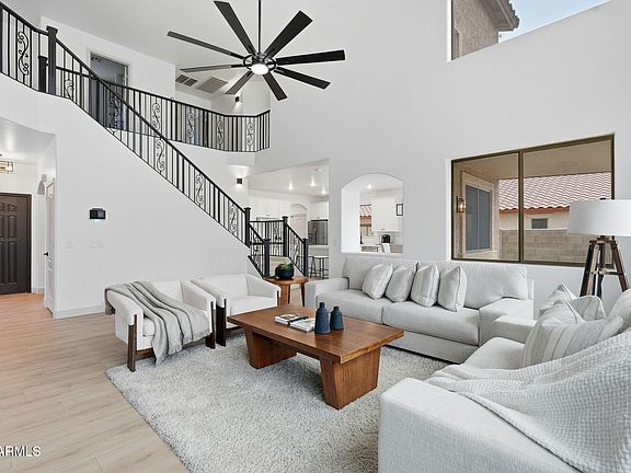 3rd image of 15985 W BARTLETT Avenue