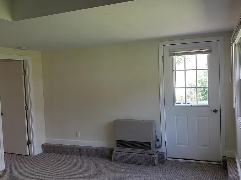 49 Pine Hill Rd — Photo 2