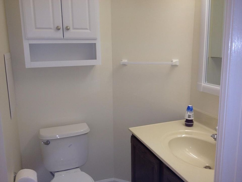 Master bedroom bath