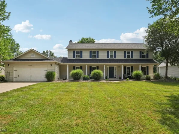 6095 Sandpiper Ln, North Olmsted, OH 44070