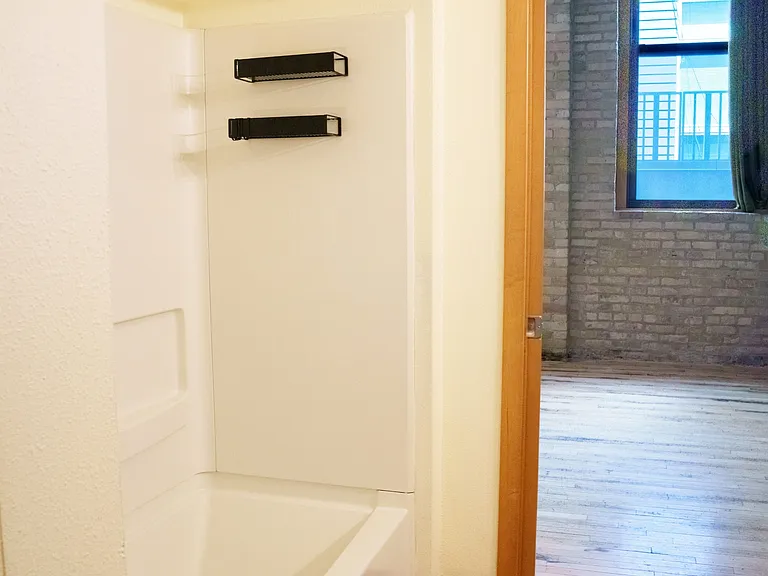 1017 S 2nd St #202 — Photo 2