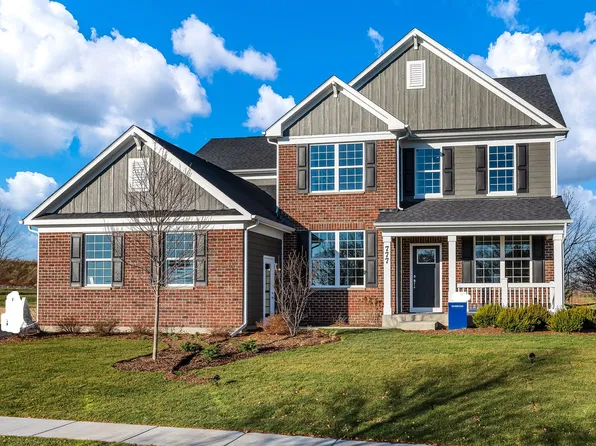 777 Lansmere Ave, Elgin, IL 60124