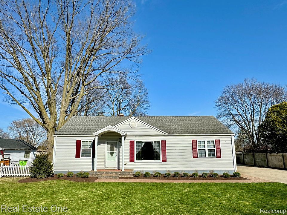 1st image of 36734 Birwood St