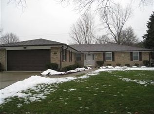 2260 E Whipp Rd, Dayton, OH 45440