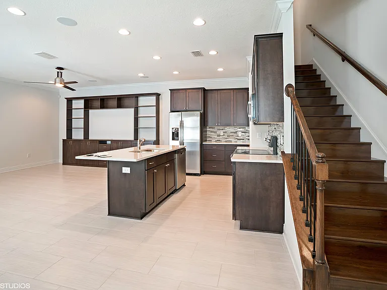 2601 W Horatio St #3 — Photo 4