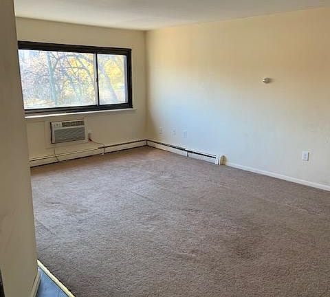 5th image of 753 Mill St #15