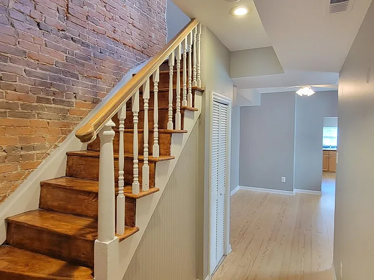926 S Hanover St — Photo 11
