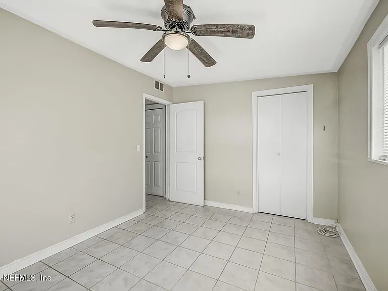 3223 Victoria Park Rd — Photo 24
