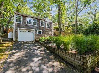 10 Spring Ln, Sag Harbor, NY 11963